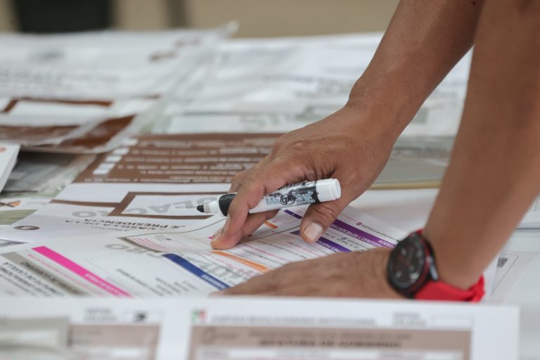 Simulacro Junta Distrital 06 en la Ciudad de México.