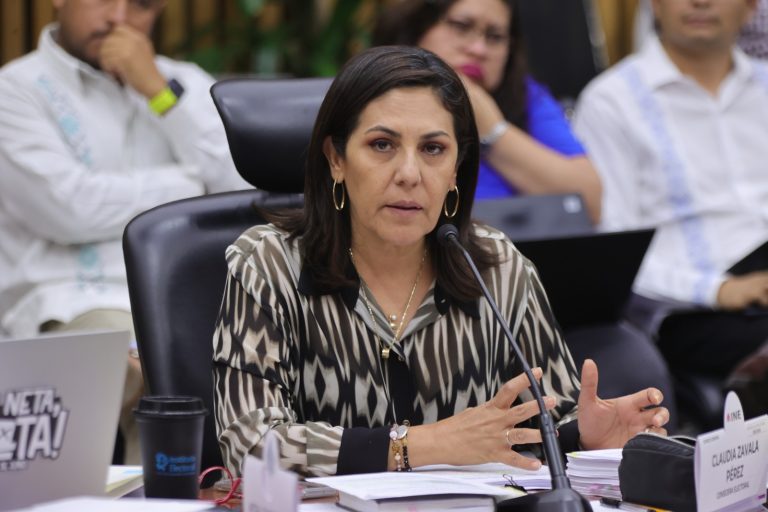 Claudia Zavala Pérez, Consejera Electoral.