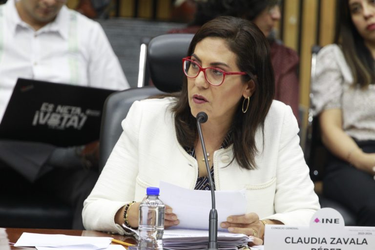 Claudia Zavala Pérez, Consejera Electoral.