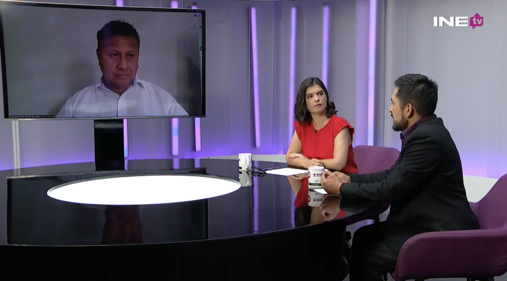 Transmisión del programa Democracia en la Mesa