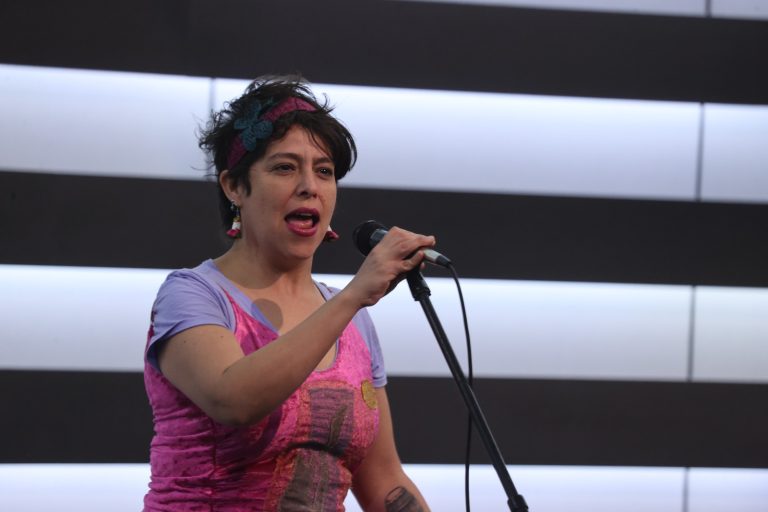 Valentina Barrios, Cantante y cuenta cuentos. (Foto INE)