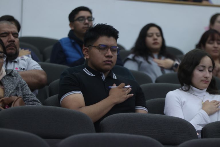 Conferencia Magistral “Educación para la paz”.