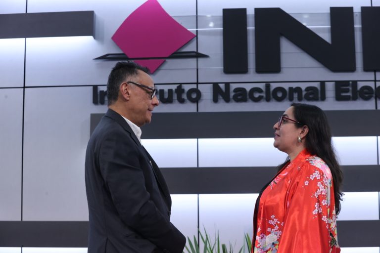 Conferencia Magistral “Educación para la paz”.