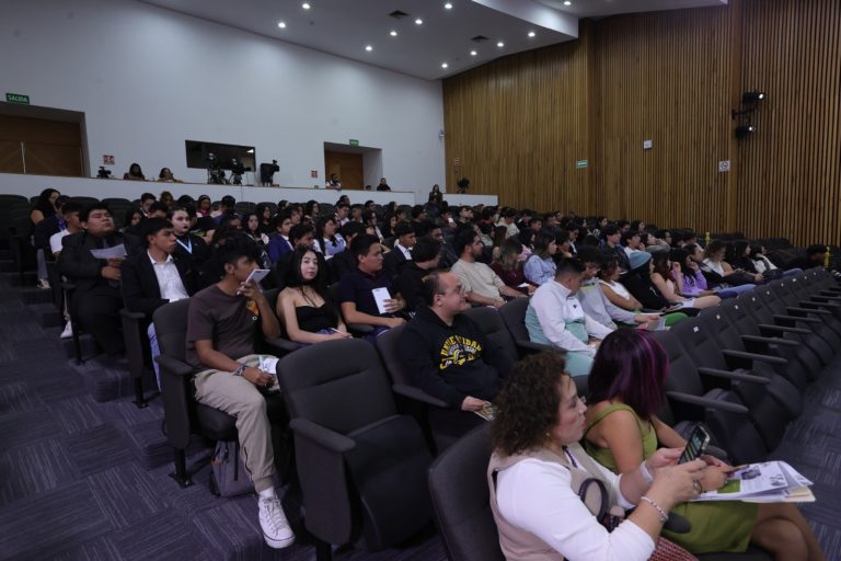 Presentación del cuadernillo: “Democracia e inclusión de las personas LGBTTIQ+”.