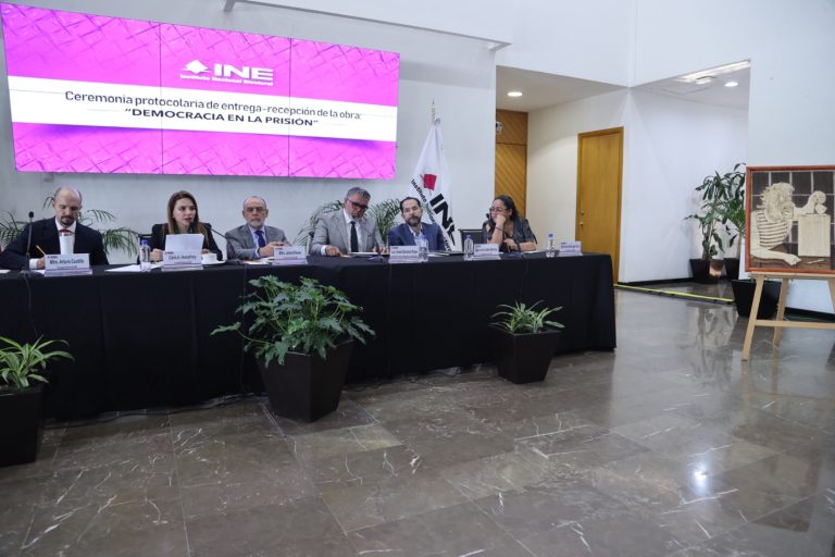 Ceremonia protocolaria de entrega-recepción de la obra: “Democracia en la prisión”.