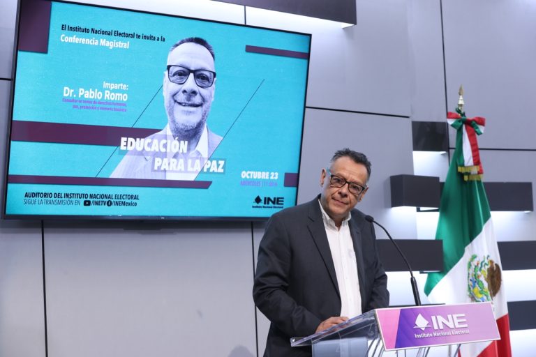 Pablo Romo Serrano, Conferencista.