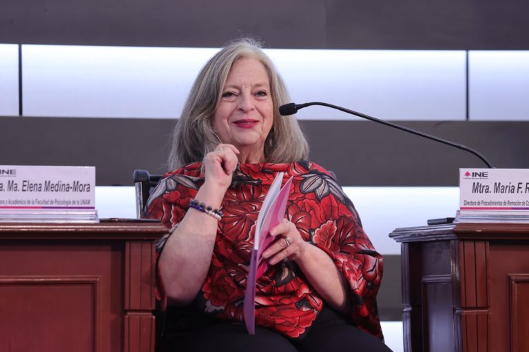 María Elena Teresa Medina Mora Icaza, Académica y Presidenta del Consejo de atención y salud mental de la Faculta de Psicología de la UNAM.