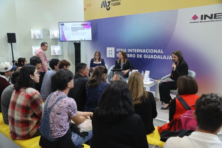 Presentación del libro “Experiencias del voto de las personas en prisión, una visión internacional comparada”. (Foto INE)