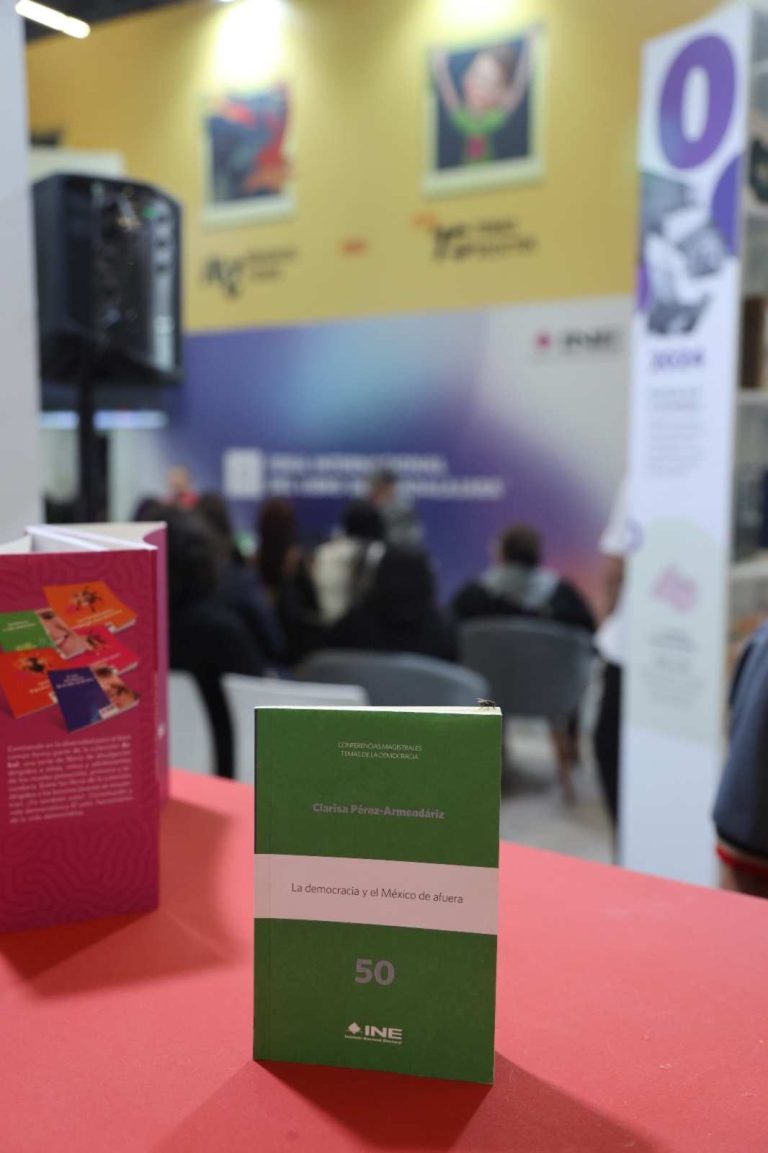 Presentación Editorial. Conferencias Magistrales “La democracia y el México de Afuera”.