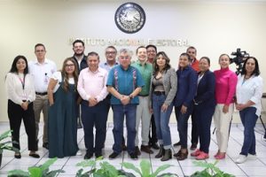 Reunión de trabajo en INE Michoacán