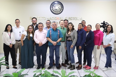 Reunión de trabajo en INE Michoacán