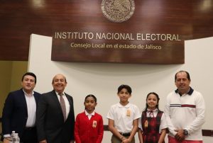 Reunión de INE Jalisco con niños y niñas de primarias de Guadalajara