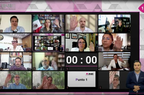 Pantalla con recuadros de las personas Consejeras Electorales participando en la Sesión.