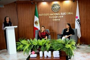 foro “Tu INE en el extranjero” celebrado en Oaxaca
