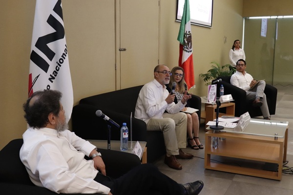 Consejero del INE durante presentación de elecciones 2009-2024