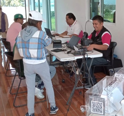 personas funcionarias del INE en Tlaxcala