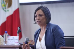 Consejera Electoral Norma De La Cruz en el cuarto concurso nacional Tejiendo Redes Ciudadanas