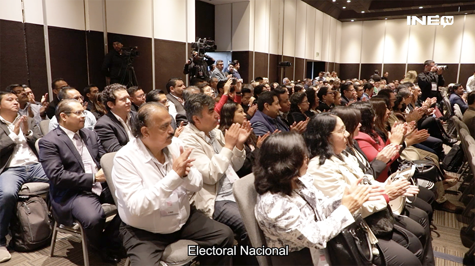Toma de asistentes de la Quinta Reunión Regional de Evaluación con Vocalías Locales y Distritales