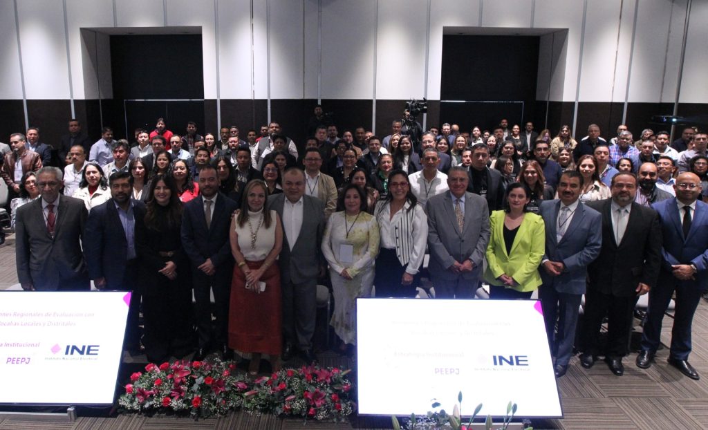 Quinta Reunión Regional de Evaluación con Vocalías Locales y Distritales