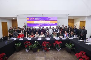 Vista de participantes en el vento de 25N