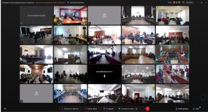 pantalla con varias imágenes