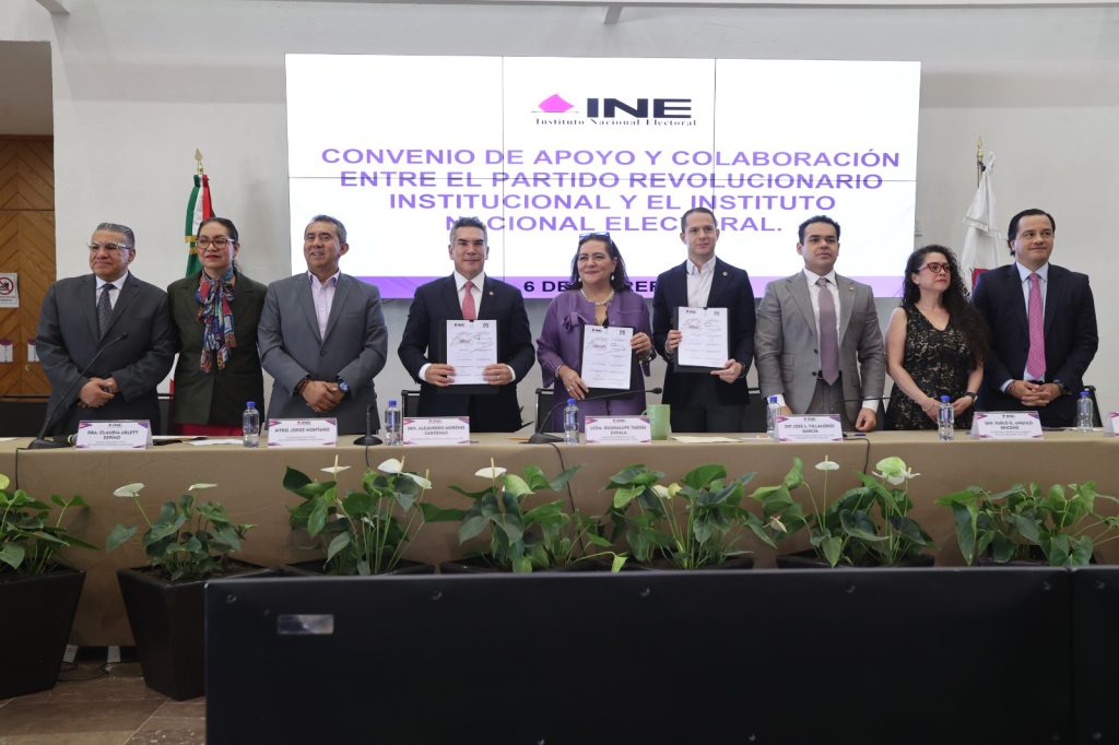 Firma de Convenio de colaboración INE-PRI