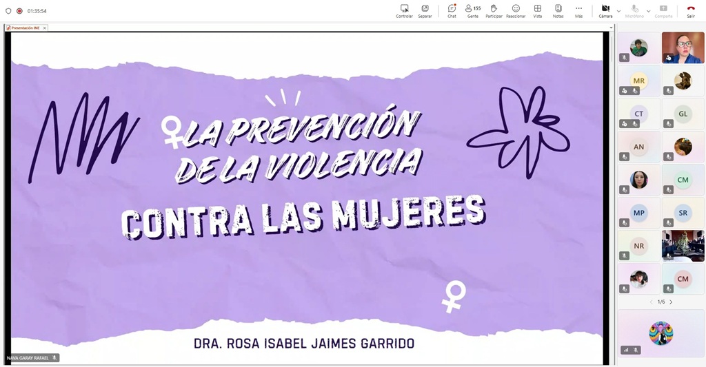 letras blancas sobre un fondo morado a un costado cuadros con personas