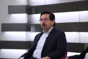 Arturo Manuel Chávez López, Consejero Electoral participando en el evento.