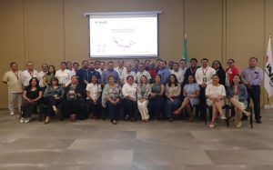 Participantes en la presentación