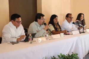Consejero Arturo Chávez en evento en Oaxaca