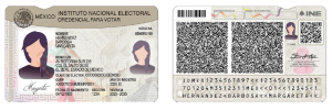 Nuevo modelo de la Credencial para Votar por delante y trás