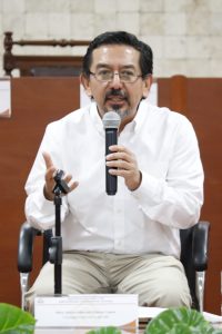 Consejero Electoral, Arturo Chávez