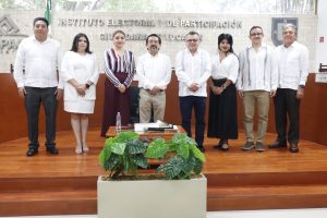 Consejero Electoral, Arturo Chávez imparte conferencia en el IEPAC Yucatán