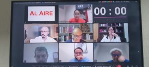 Personas en reunión virtual de la Comisión Temporal de Transparencia