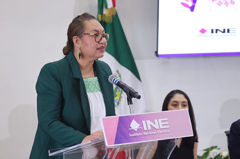 Arlett Espino, Secretaria Ejecutiva