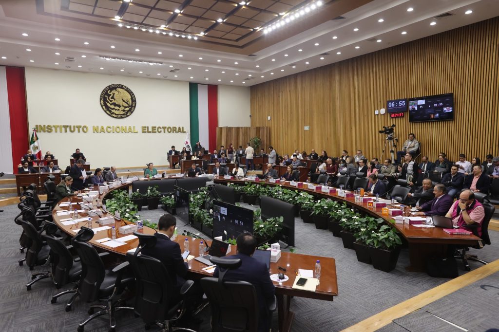 Pleno en la Sesión del Consejo General del INE