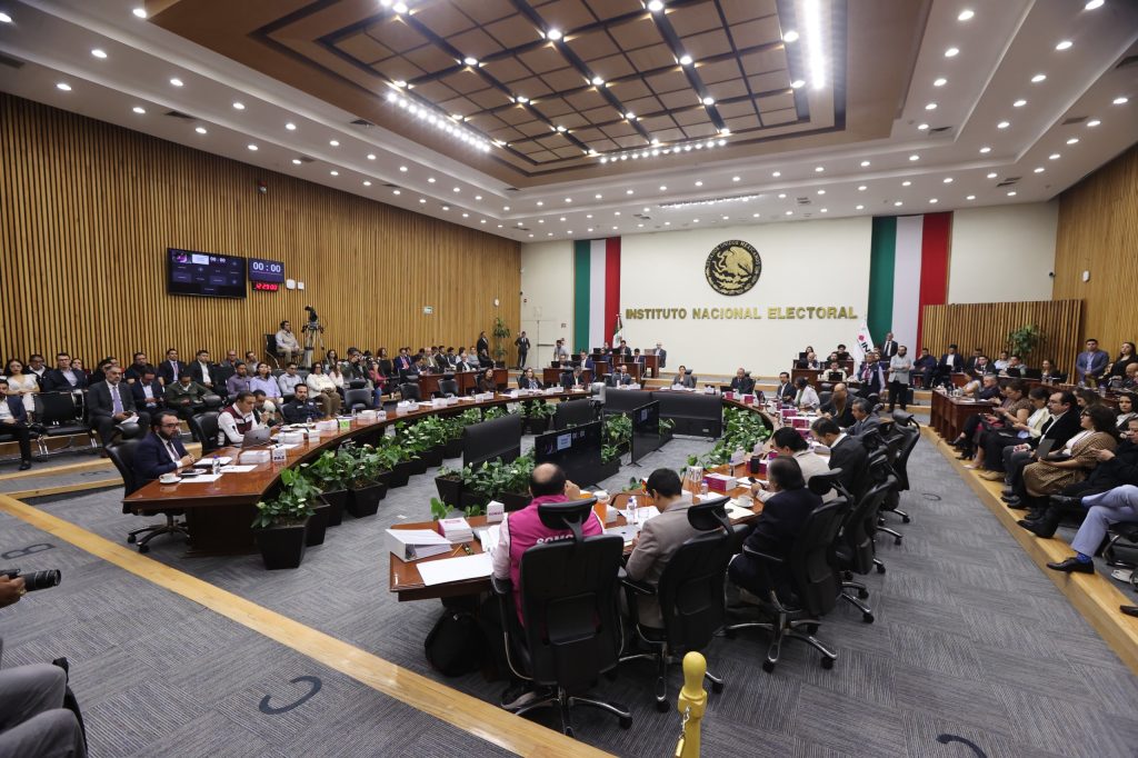 Pleno del Consejo General del INE en Sesión