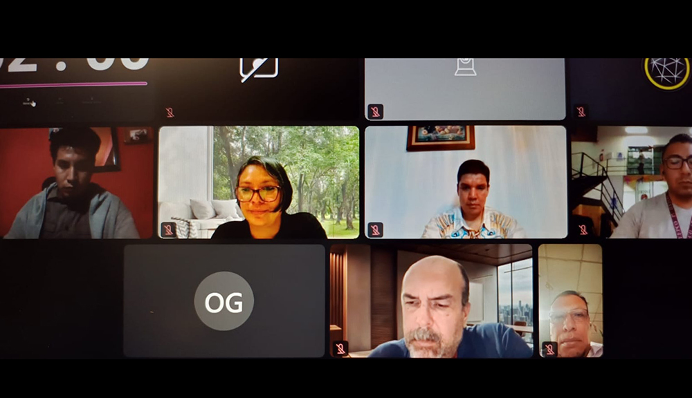 Seis Personas en reunión virtual