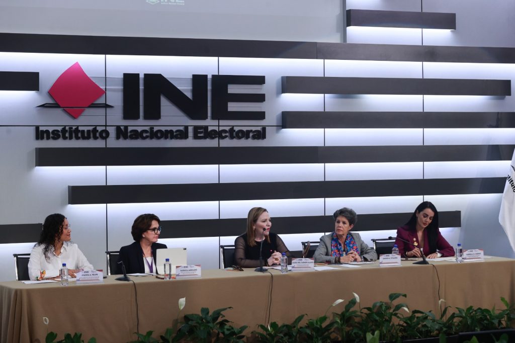 Mesa 2, Encuentro Nacional. Derechos Políticos y Electorales de Mujeres y la Democracia Paritaria